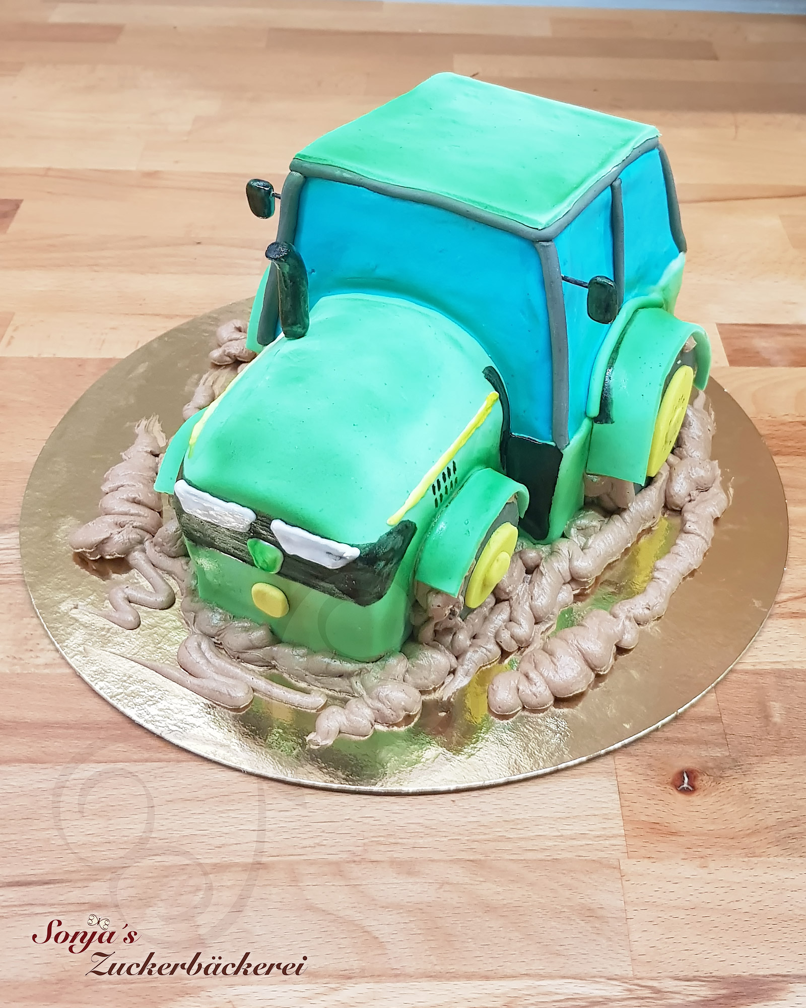 3d-motiv-torte-traktor
